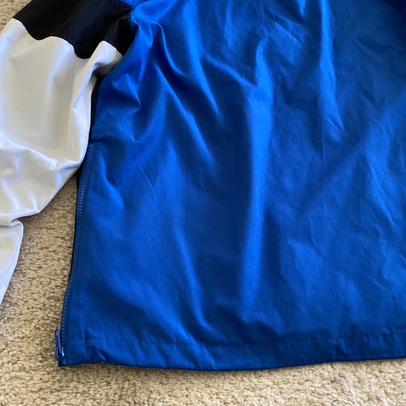 Forever 21 Red White Blue Pattern Windbreaker Jacket - Picture 12 of 15